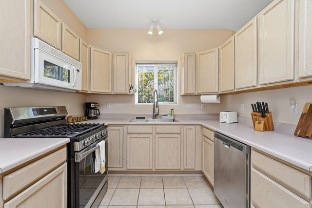 10436 Gutierrez Road NE, Albuquerque, NM 87111