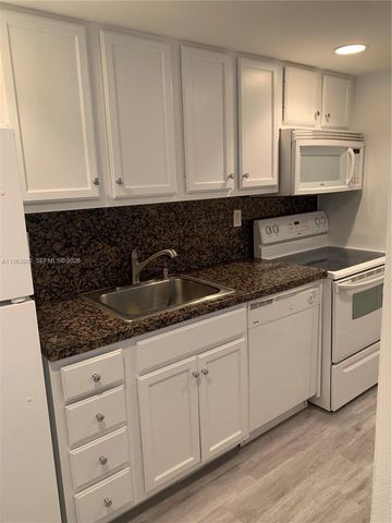 290 Sunrise Drive 304, Key Biscayne, FL 33149