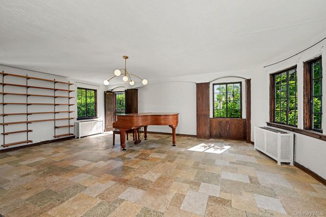 53 Cortlandt Avenue, New Rochelle, NY 10801