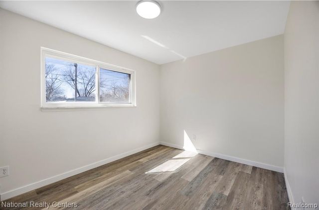 33859 Sebastian Lane Drive, Sterling Heights, MI 48312