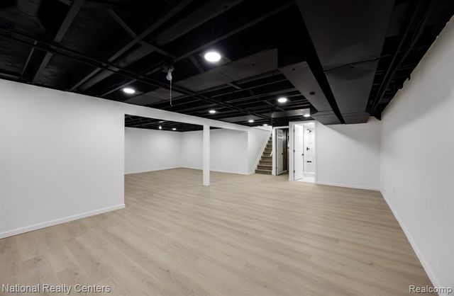 33859 Sebastian Lane Drive, Sterling Heights, MI 48312