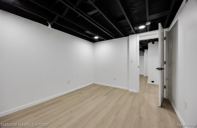 33859 Sebastian Lane Drive, Sterling Heights, MI 48312