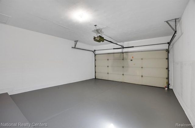 33859 Sebastian Lane Drive, Sterling Heights, MI 48312