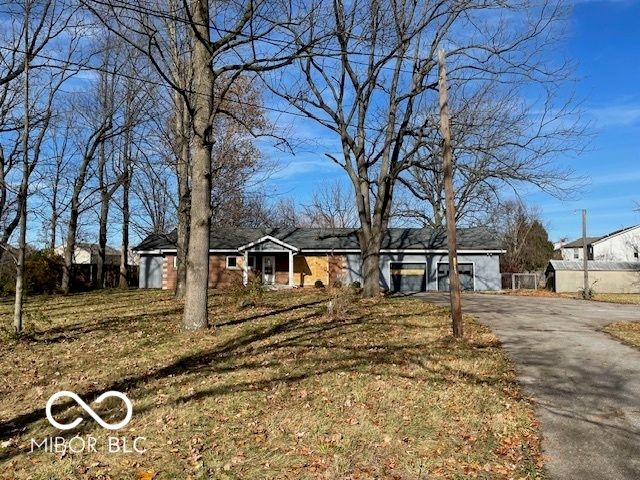 10242 E County Road 650 N, Brownsburg, IN 46112