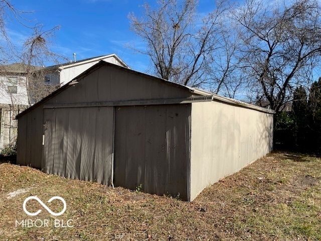 10242 E County Road 650 N, Brownsburg, IN 46112