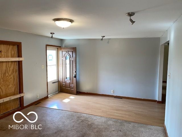 10242 E County Road 650 N, Brownsburg, IN 46112