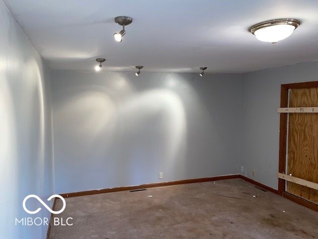 10242 E County Road 650 N, Brownsburg, IN 46112