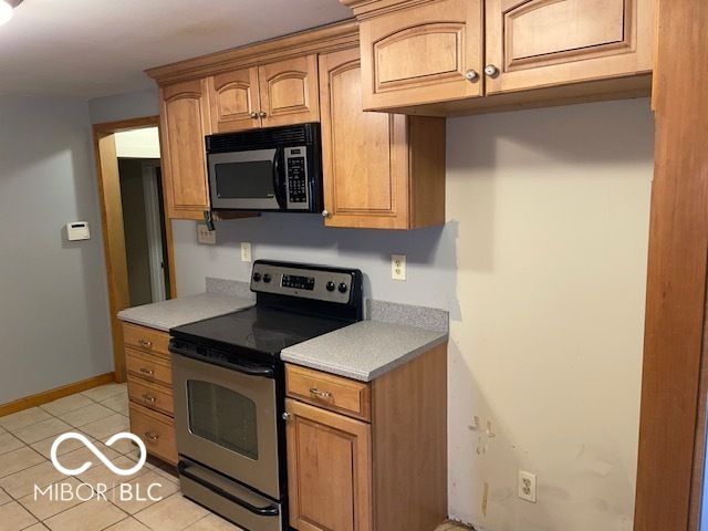 10242 E County Road 650 N, Brownsburg, IN 46112