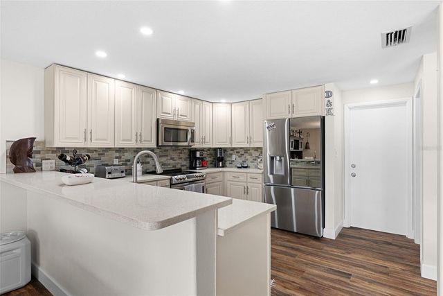 1326 FLOTILLA DRIVE, Holiday, FL 34690