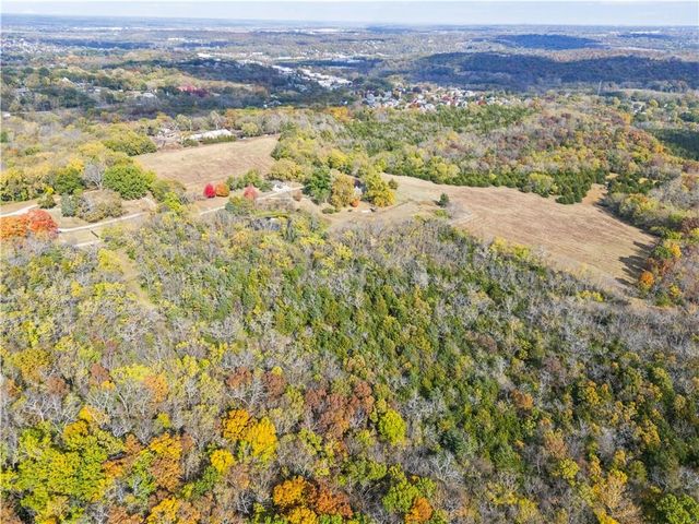 21405 W 73 Terrace, Shawnee, KS 66218