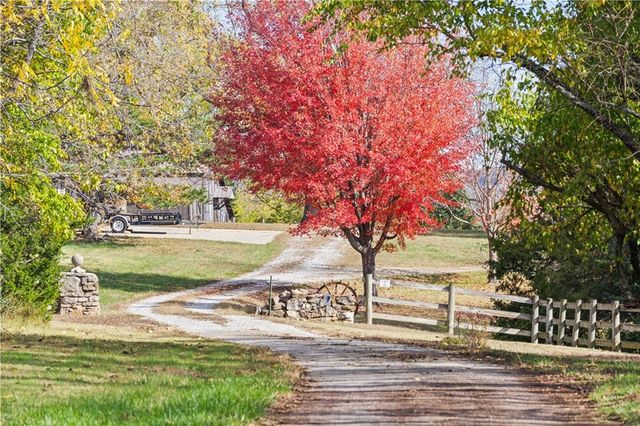 21405 W 73 Terrace, Shawnee, KS 66218