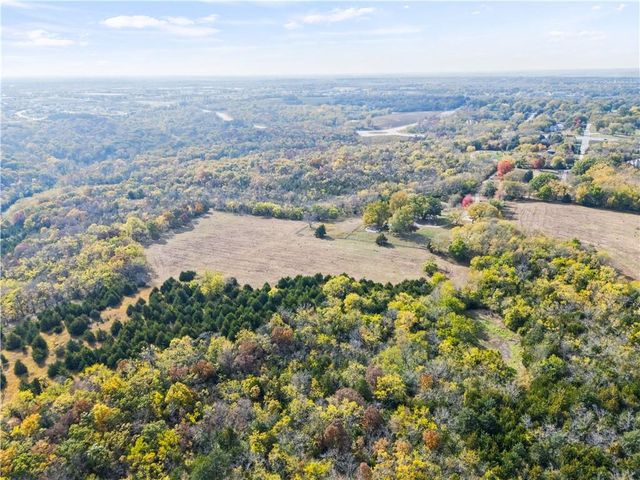 21405 W 73 Terrace, Shawnee, KS 66218