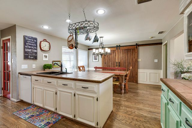 312 Stonecrest Drive, Rockwall, TX 75087