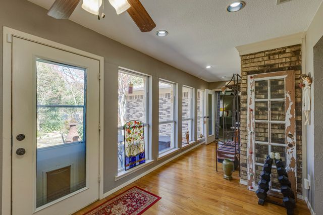 312 Stonecrest Drive, Rockwall, TX 75087