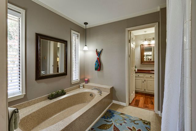 312 Stonecrest Drive, Rockwall, TX 75087