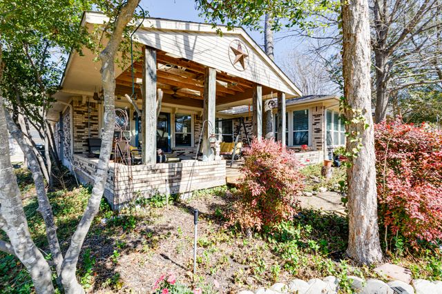 312 Stonecrest Drive, Rockwall, TX 75087