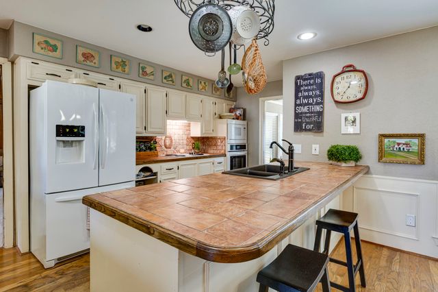 312 Stonecrest Drive, Rockwall, TX 75087