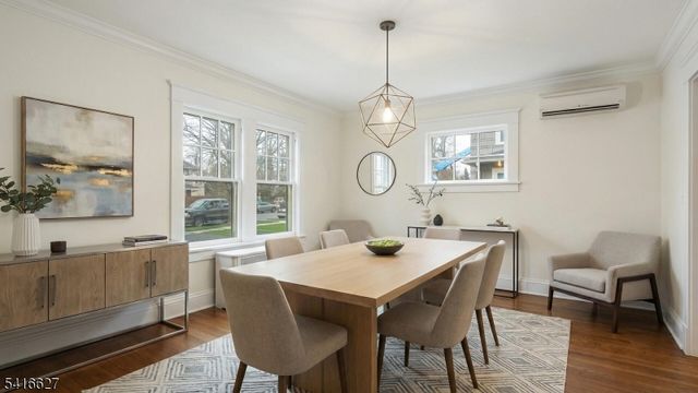 555 Shackamaxon Dr, Westfield Town, NJ 07090