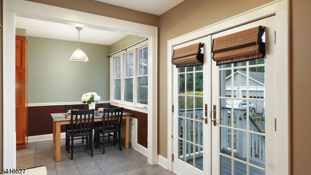 555 Shackamaxon Dr, Westfield Town, NJ 07090