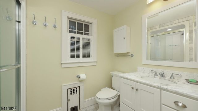 555 Shackamaxon Dr, Westfield Town, NJ 07090
