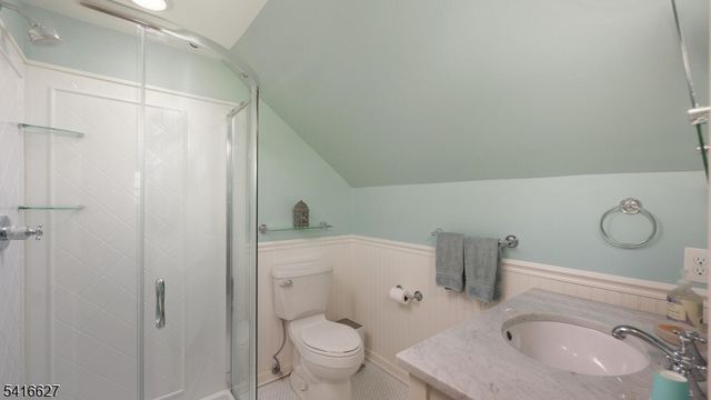 555 Shackamaxon Dr, Westfield Town, NJ 07090