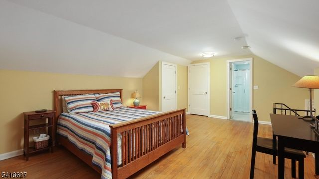 555 Shackamaxon Dr, Westfield Town, NJ 07090