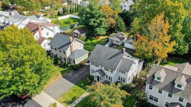 555 Shackamaxon Dr, Westfield Town, NJ 07090