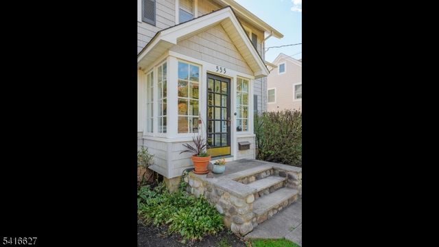 555 Shackamaxon Dr, Westfield Town, NJ 07090