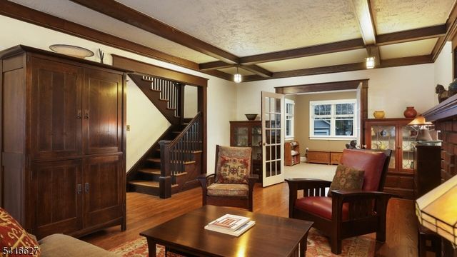 555 Shackamaxon Dr, Westfield Town, NJ 07090
