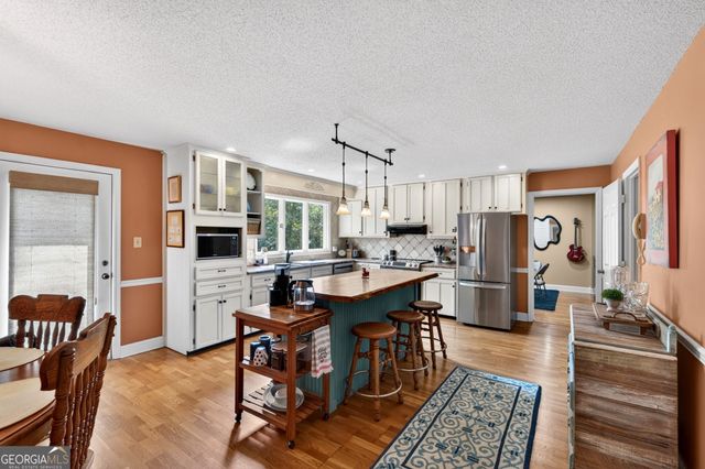 302 Smoke Rise Drive, Warner Robins, GA 31088