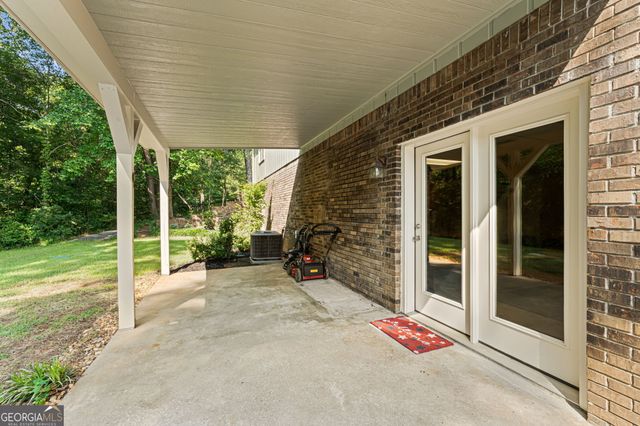 302 Smoke Rise Drive, Warner Robins, GA 31088