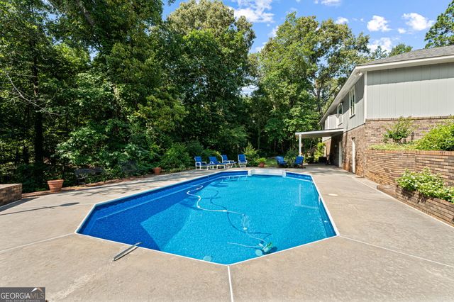 302 Smoke Rise Drive, Warner Robins, GA 31088