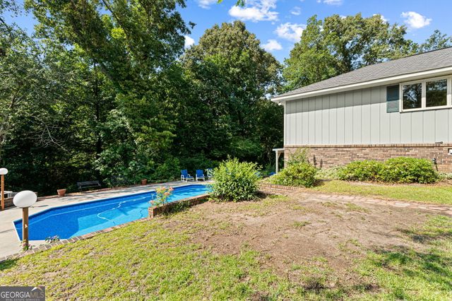 302 Smoke Rise Drive, Warner Robins, GA 31088