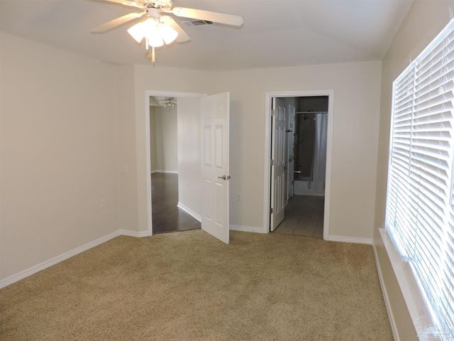 1100 Sweetbriar St, Pensacola, FL 32533