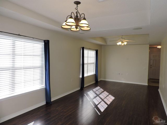 1100 Sweetbriar St, Pensacola, FL 32533