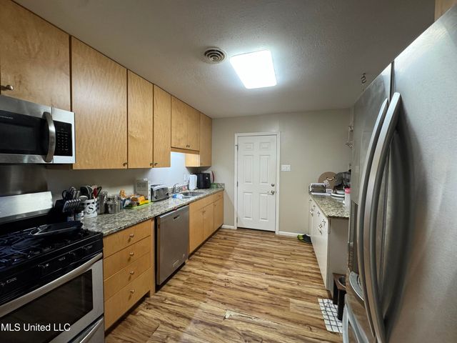 15708 Orleans Drive, Biloxi, MS 39532