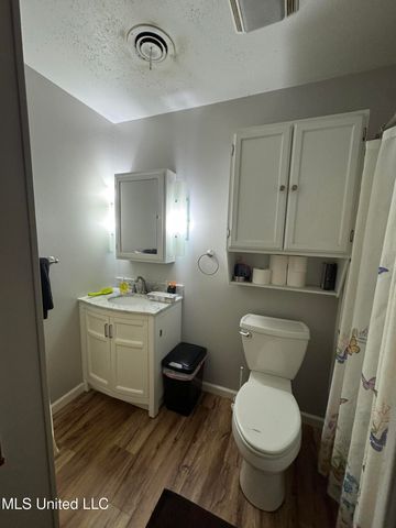 15708 Orleans Drive, Biloxi, MS 39532