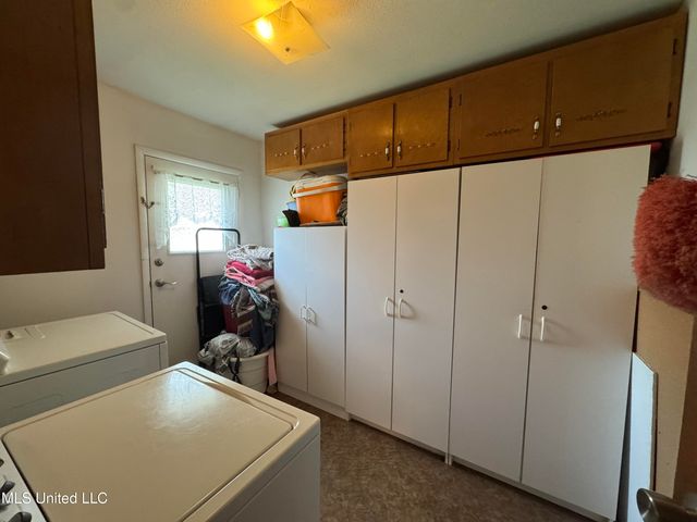 15708 Orleans Drive, Biloxi, MS 39532