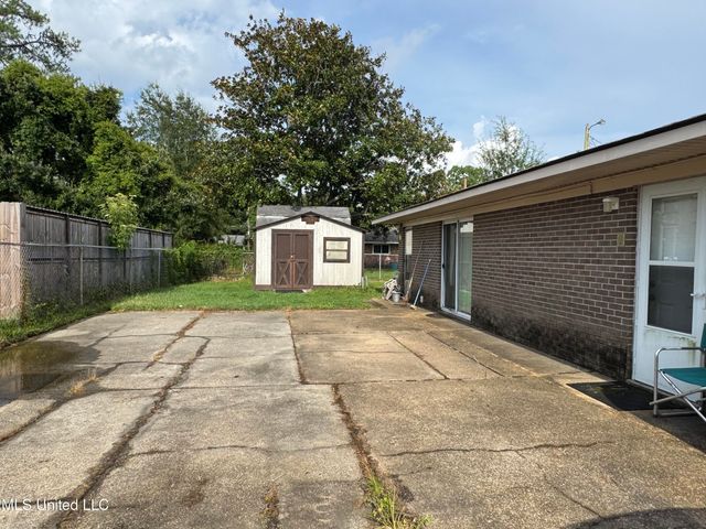 15708 Orleans Drive, Biloxi, MS 39532