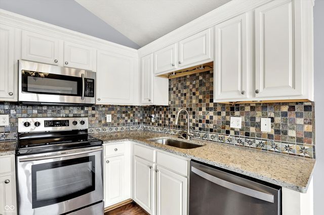 13410 White Granite Drive 1200, Fishers, IN 46038