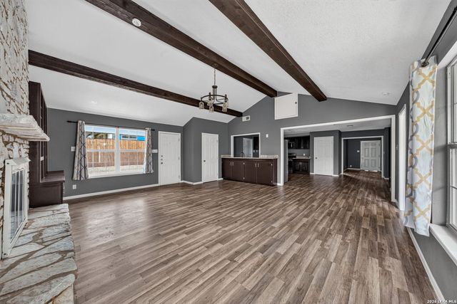 426 REDCLIFF DR, San Antonio, TX 78216