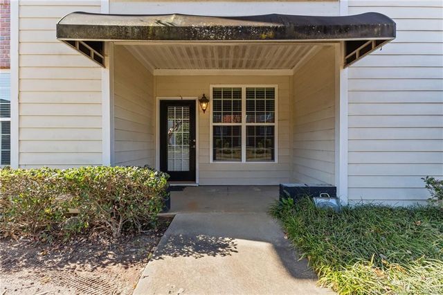 1908 Harcourt Circle 104, Fayetteville, NC 28304