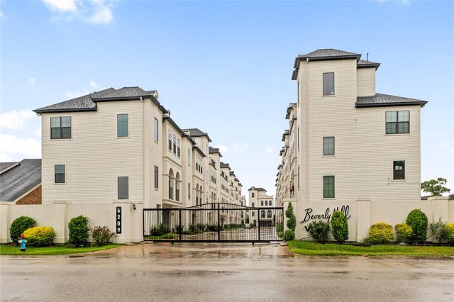 3334 Beverly Forest Drive, Houston, TX 77057