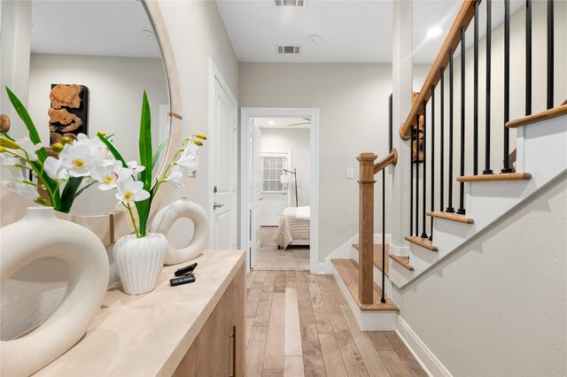 3334 Beverly Forest Drive, Houston, TX 77057
