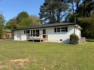 241 Hiawatha Circle, Chickamauga, GA 30707
