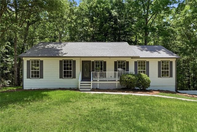 87 Harpers Place, Carrollton, GA 30117