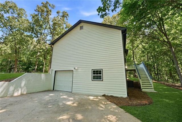 87 Harpers Place, Carrollton, GA 30117