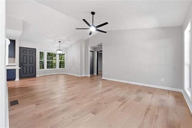 87 Harpers Place, Carrollton, GA 30117