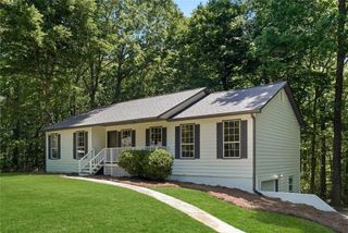 87 Harpers Place, Carrollton, GA 30117