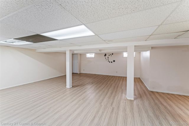 8243 Virgil Street, Dearborn Heights, MI 48127